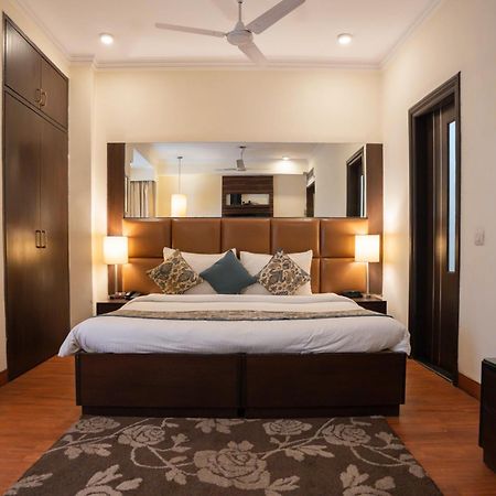 Ahuja Residency Cyber City II Gurgaon Eksteriør billede
