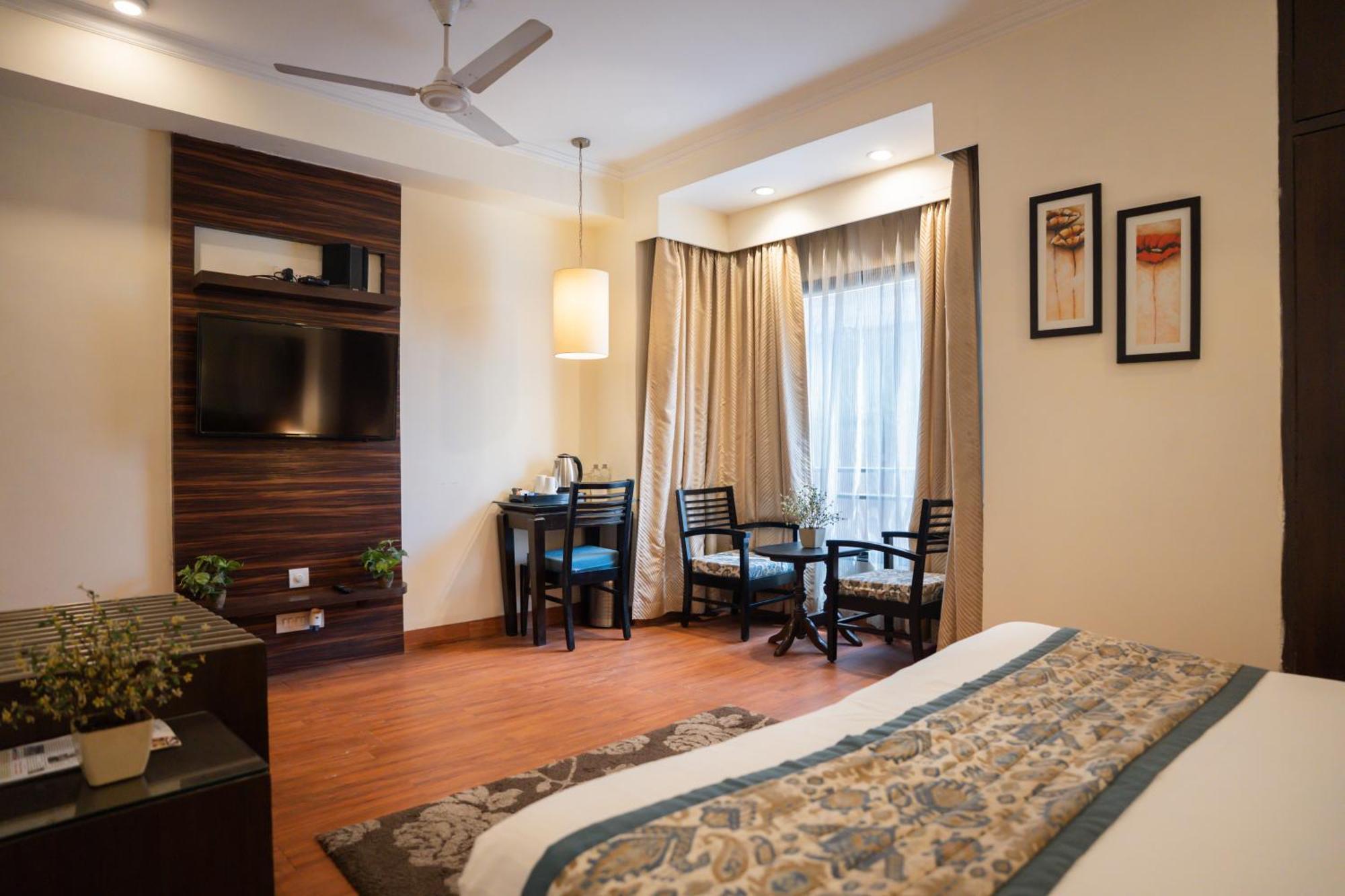 Ahuja Residency Cyber City II Gurgaon Eksteriør billede