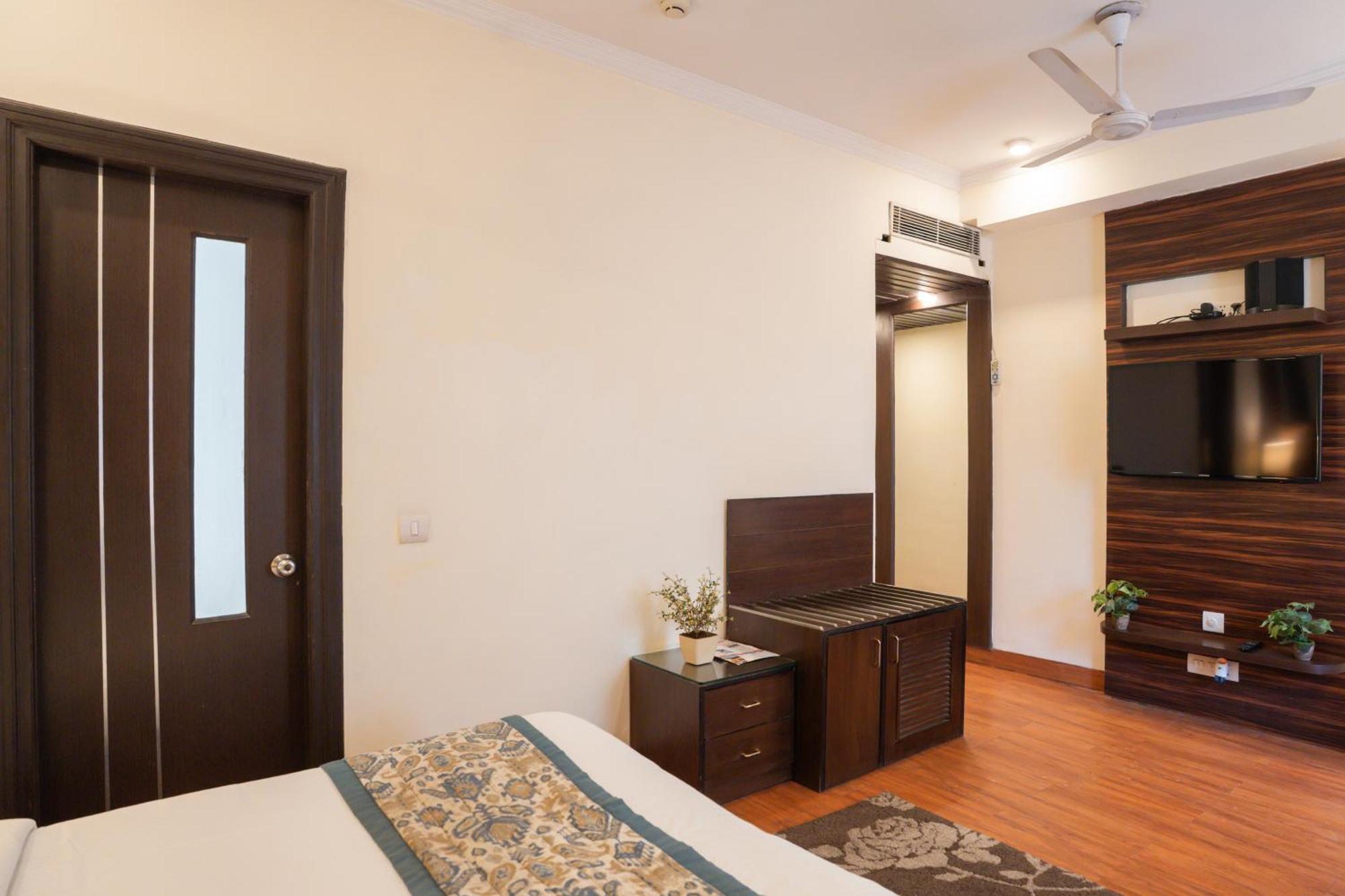Ahuja Residency Cyber City II Gurgaon Eksteriør billede